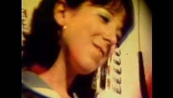 Annie Sprinkle'In Büyük Göğüsleri Sert Seks Sahnesinde Hopluyor