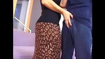 Olgun Melissa'Nın Ateşli Performansı Sıcak Bir Videoda