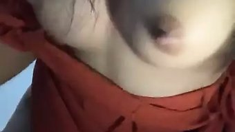 Tinder'Da Sıcak Ve Baharatlı Bir Vietnamlı Bebekle Vahşi Olun