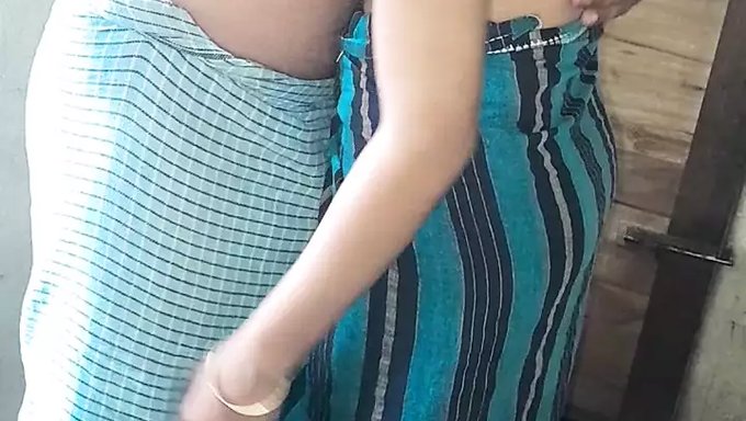 Hint Bhabhi Sonali, Bu Ev Yapımı Videoda Sert Bir Şekilde Beceriliyor