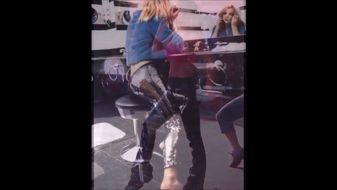 Britney Spears'In Seksi Dar Arkası Aksiyonda