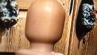 Benim Sunumum: Takılı Deliği Olan Bir Bdsm Videosu