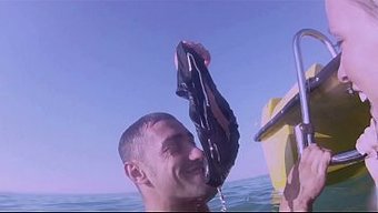 Oral Başlamadan Önce Dans Edeyim.