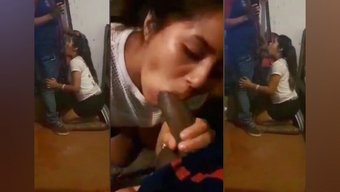 Genç (18+) Öğrenci Sakso Çekiyor Ve Yük Yutuyor