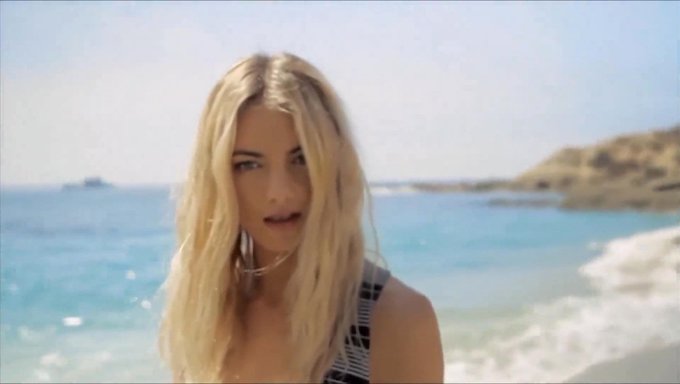 Amanda - Bikinili Bsr