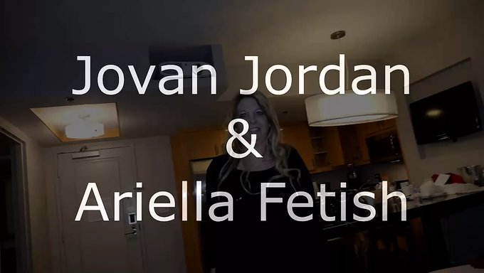 Ilk Kez Ampute, Jovan Jordan'In Büyük Siyah Yarrağı Tarafından Beceriliyor