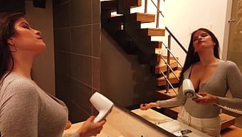 Eğlenceli Ve Seksi Bir Fiesta Ile Yeni Yılı Kutlayın