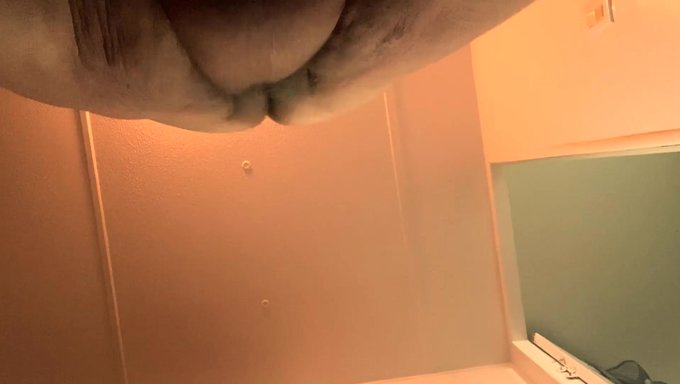 Şişman Porno Yıldızları Devasa Amcıklarını Sergiliyorlar