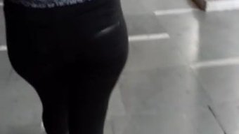 Dar Kot Pantolonlu Hintli Göt Sertçe Sikiliyor