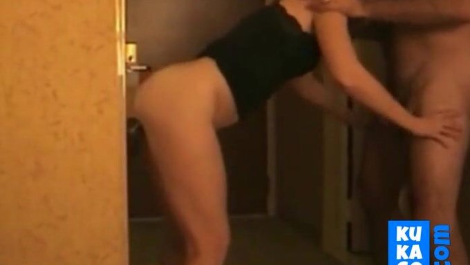 Amatör Karısının Kadın Otoritesine Boyun Eğmesi