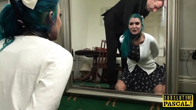 Ingiliz Şeker Bebek Ve Iki Erkekle Irklararası Bdsm Eğlencesi