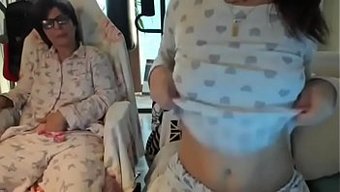 Genç (18+) Webcam'Da Mastürbasyon Yapıyor: Hemen Düzeltmenizi Sağlayın!