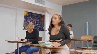 Ali Cash'In Sinsi Ve Yavaş Çekim Videosu.