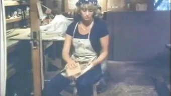 Vivienne Fovea Ve Retro Havalarla Klasik Bir 3'Lü Film