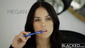 Megan Rains'In Derin Boğaz Becerileri Bölüm 1'De Sergileniyor