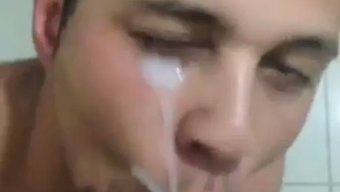 Süt Ve Hakimiyet Eylemde