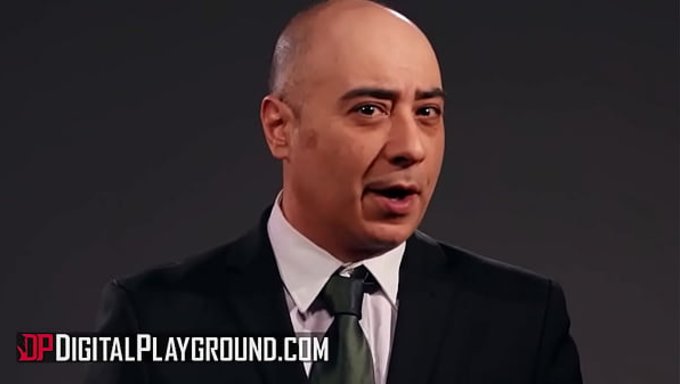 Demi Sutra Ve Janice Griffith Bir Araya Gelip Ateşli Bir Yarışmada Kazandılar.