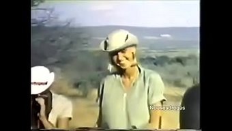 Dev Penis Klanı Merkez Sahneye Çıkıyor