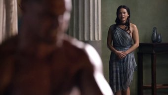 Ünlü Yüzler Spartacus'Un 1. Sezonunda Yaramaz Oluyor: Sıcak Bir Koleksiyon