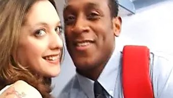 Ingiliz Genç (18+), Omar Williams Ile Sert Interracial Anal Deneyimi Yaşıyor