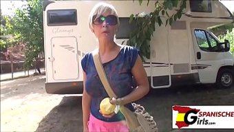 Harika Açık Havada Biseksüel Üçlü