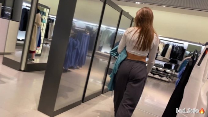 Bad_sofia'Nın Muhteşem Bir Kadının Büyük Bir Yarrağı Aldığı Özel Videosu