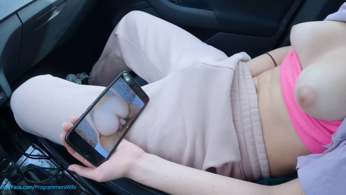 Amatör Genç, Halka Açık Otoparkta Mastürbasyon Yapıyor - Programcılar Karısı