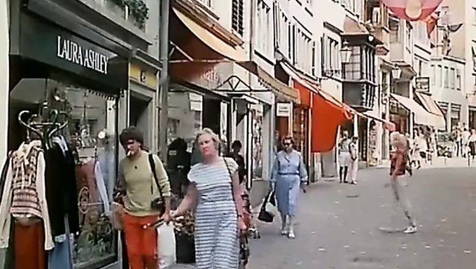 Rosalie'Nin Erotik Zevk Dünyasına Girişi