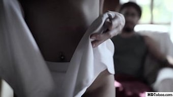 Bu Röntgenci Videoda Sert Seks Ve Casusluk