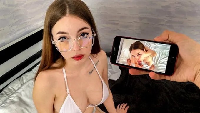 Jenny Kitty Son Kez Yanıyor Ve Sikişiyor