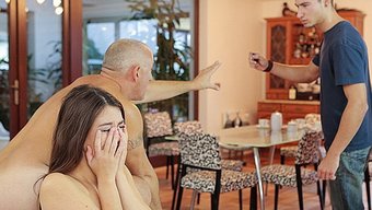 Tiffany Doll Ve Üvey Oğlunun Yer Aldığı Daddy4k Videosu
