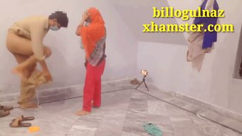 Desi Güzeli, Erkek Arkadaşı Tarafından Sıcak Bir Videoda Amını Siktiriyor