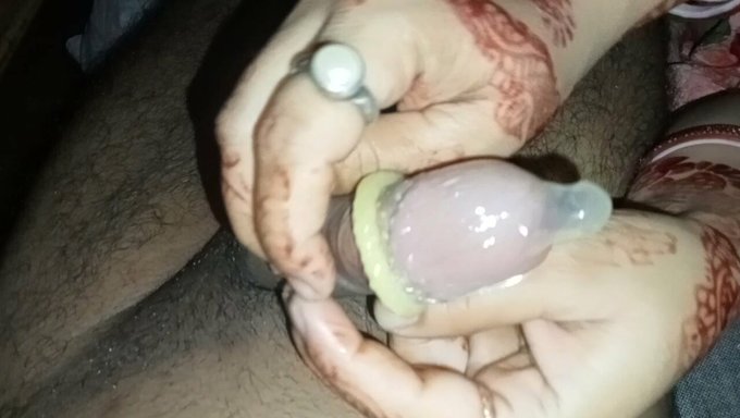 Olgun Çift, Arkadan Ve 69 Pozisyonuyla Deneyler Yapıyor