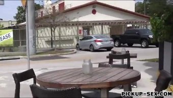 Gerçekçi Halka Açık Sikiş, Oral Aksiyon Ve Nakit Ödeme Ile.