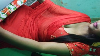 Desi Teyze Ve Bhabhi, Web Kamerasında Yabancılarla Çıplak Şov Yapıyorlar