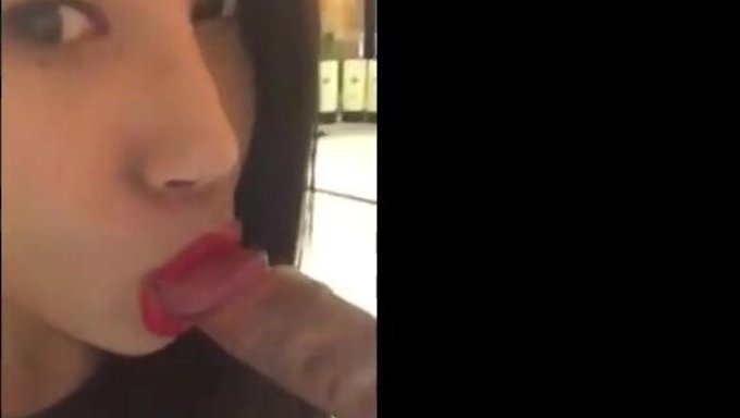 Asyalı Eskort Videoda Hevesli Oral Zevk Veriyor