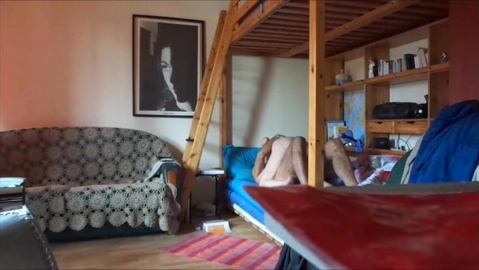Emo Olgun Tabu Yatak Odasında Şaşırıyor
