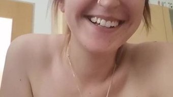 Layla Adams'In Avrupa Cazibesi Sıcak Bir Üçlüde