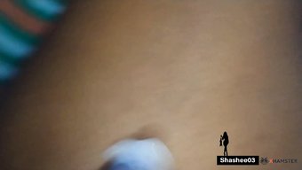 Sri Lankalı Ofis Kızı, Halka Açık Pozisyonda Seks Yapıyor