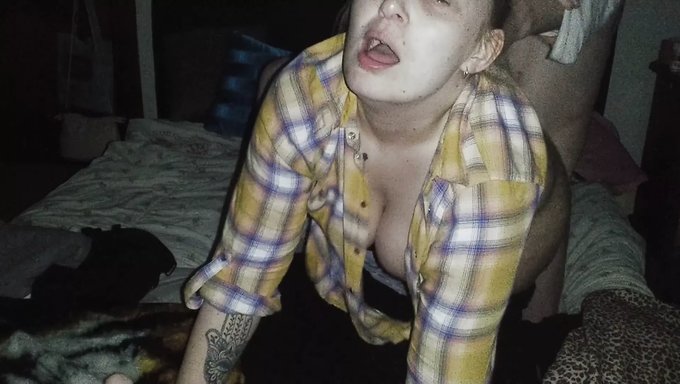 Büyük Doğal Göğüsler Arkadan Beceriliyor - Sinlustcouple