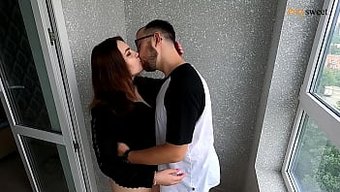 Mistress'In Prostat Masajı Büyük Bir Sürprize Ve Patlayıcı Bir Boşalma Ile Sonuçlanıyor