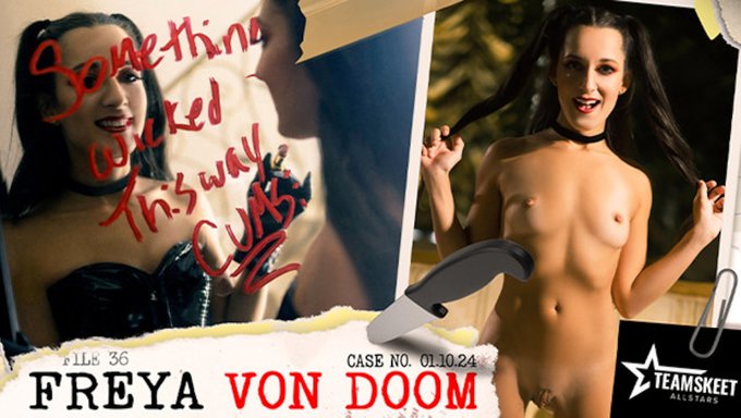 Küçük Göğüslü Sarışın Freya Von Doom, Yüksek Çözünürlükte Yıldız Patlamasında