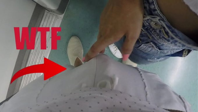 Bir Kız, Trendeki Yabancıyı Tahrik Ediyordu Ve Ortalık Fena Dağıldı.