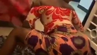 69 Kız Sıcak Bdsm Ve Anal Oyuna Dalıyorlar