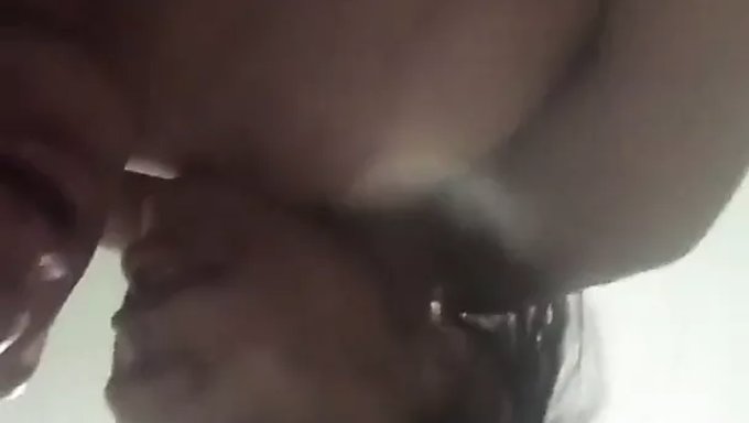 Genç Ve Dominant 18+ Genç, Partnerini Ağlatıyor